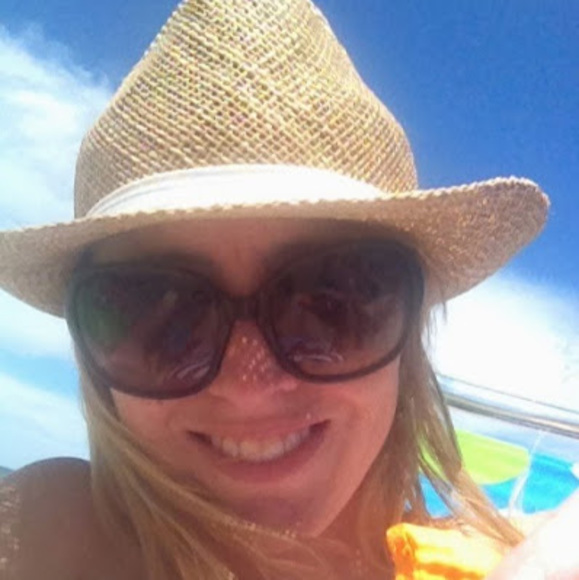 Meet your Posher, Meg - Picture 1 of 1